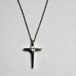 Vintage Sterling Silver Cross Pendant Necklace With Cubic Zirconia Accent Stone